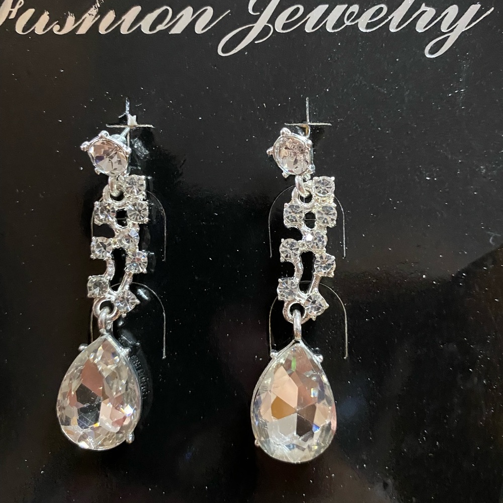 Silver tone Crystal hanging dangle pierced earrings